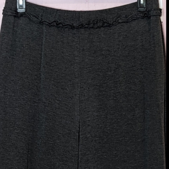 Moa Moa Charcoal Gray Ruffle Trim Cozy Joggers size 2X - Picture 2 of 7